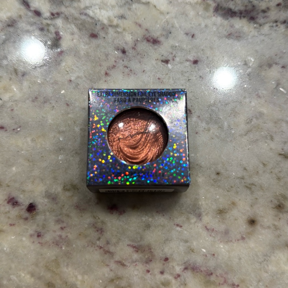 MAC Cosmetics limited edition extra dimension single eyeshadow.